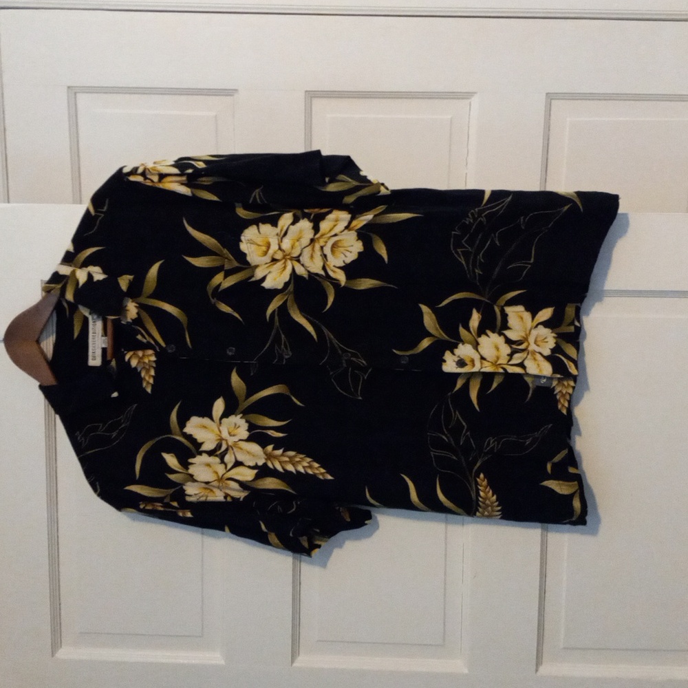 Vintage QUICKSILVER EDITION Mens short sleeve shirt size L Black tan print